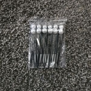 Pearl Bobby pins